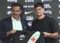 Vasco apresenta Paulinho
