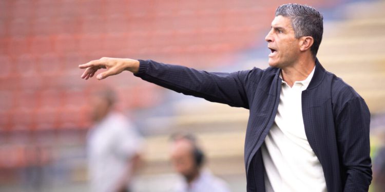 Pedro Emanuel, técnico do Vasco