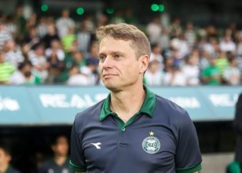 Salário de Fernando Seabra no Vasco será menor do que o especulado