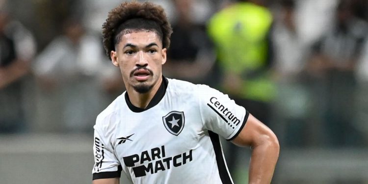 Adryelson interessa ao Vasco
