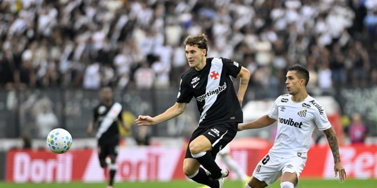 Colidio estreia no Vasco