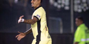 Vasco mantém confiança em David