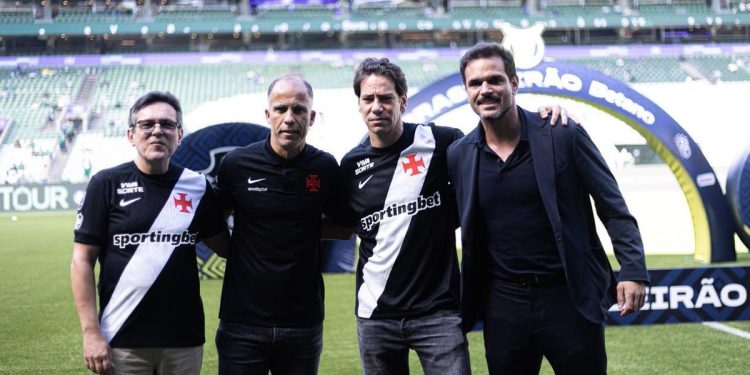 Vasco: Felipe, Lamacchia e Admar Lopes