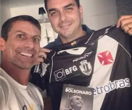 Presidente do Vasco e Flávio Bolsonaro