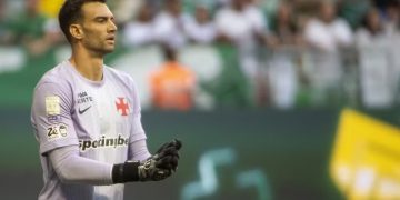 Léo Jardim durante Palmeiras x Vasco