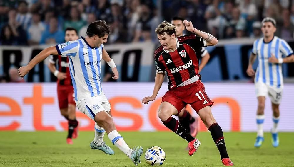 Vasco quer Santiago Sosa e Facundo Colidio