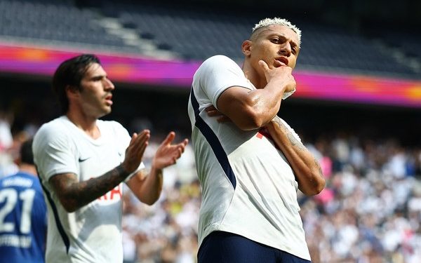 Richarlison quer jogar no Vasco