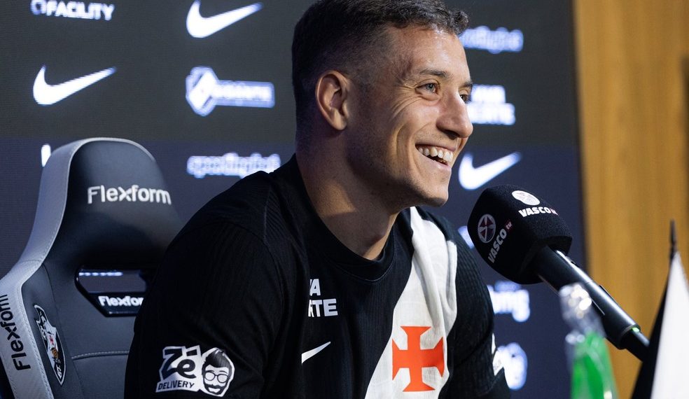 Apresentação de Bruno Duarte no Vasco