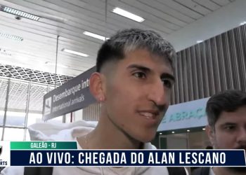 Alan Lescano chega pra assinar com o Vasco