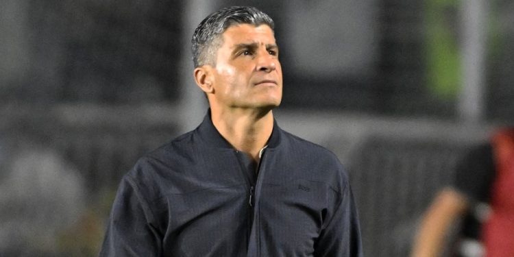 Pedro Emanuel, técnico do Vasco