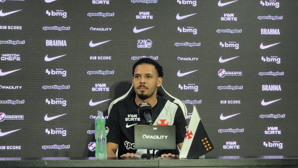 Vasco apresenta Gabriel Pereira