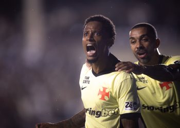 Vasco venceu o Cruzeiro em casa