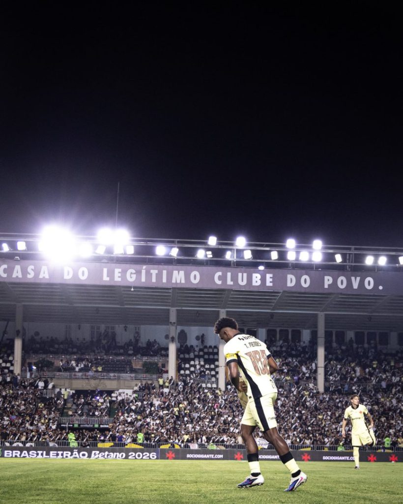 Thiago Mendes, capitão do Vasco