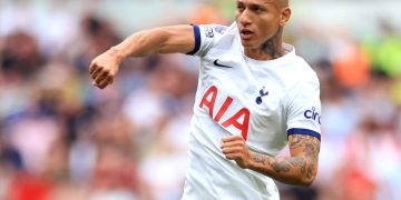 Vasco ataca o mercado e faz proposta de compra por Richarlison