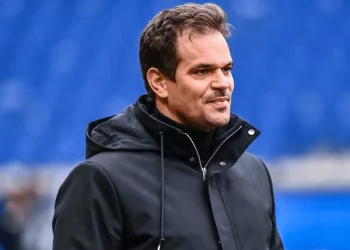 Vasco surpreende e avança por xerifão da Europa