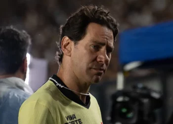 Bastidores do Vasco: Como será a nova divisão de poder entre Pedrinho e Marcos Lamacchia