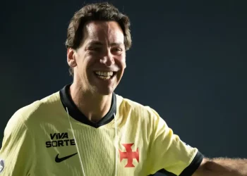 Contrato da SAF do Vasco veja o que prevê o acordo com a empresa de Marcos Lamacchia