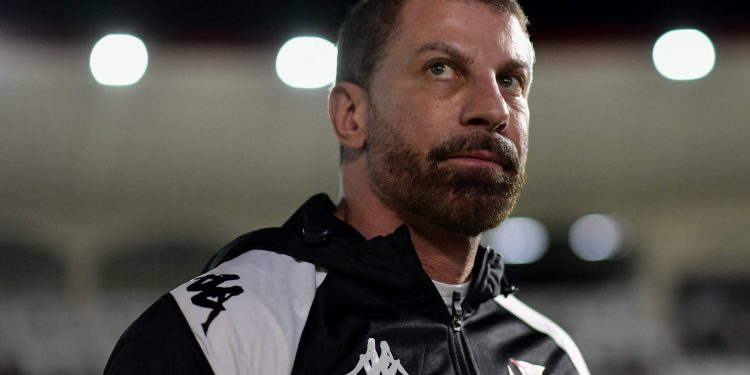 Pedrinho é acusado de 'levar dinheiro' na venda da SAF do Vasco e pede provas