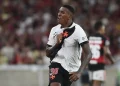 Robert Renan jogará contra o Flamengo?