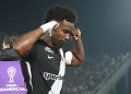 Thiago Mendes, do Vasco, reposta arte contra o Boca e é alvo de ataques racistas de torcedores argentinos