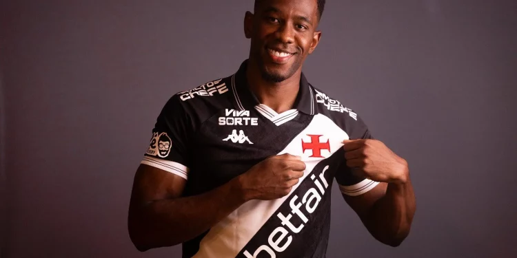 Vasco define futuro de Carlos Cuesta com cláusula milionária para 2027