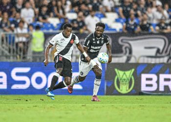 Vasco x Remo vai passar de graça veja todas as opções para assistir