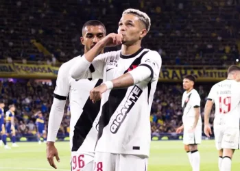 Vitória do Vasco no Boca chega à Europa, e jornal espanhol se rende ao Gigante da Colina